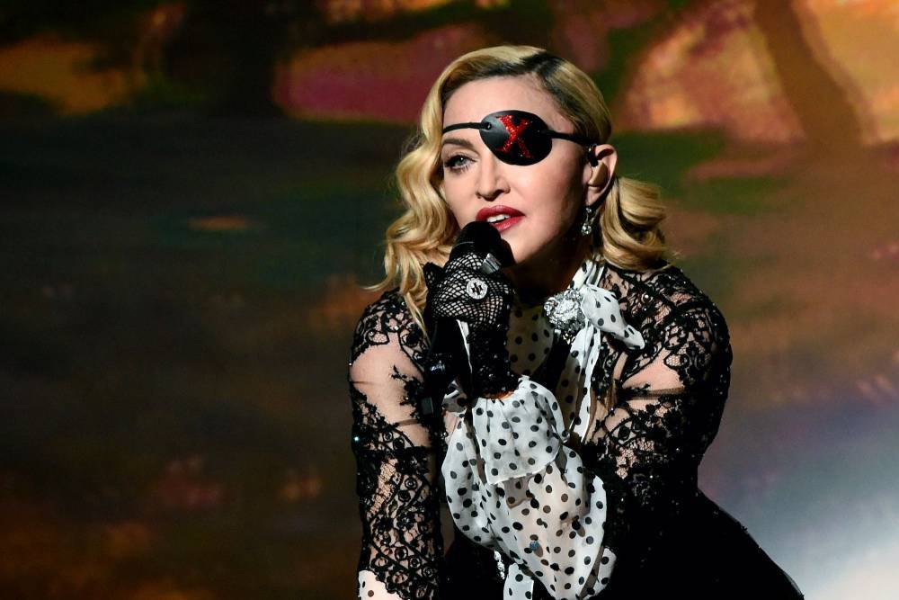 Report: Madonna Breaks Into Tears After Falling Onstage In Midst Of Injury-Plagued Tour - etcanada.com - Paris