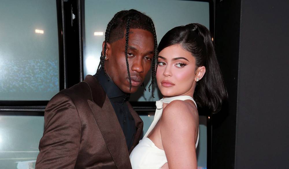 Kylie Jenner Drops Big Hint That She's Back with Travis Scott - www.justjared.com
