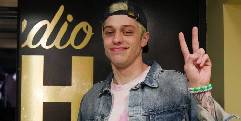 Pete Davidson's Apartment Tour Includes a "Porno Shower" and an Alien Named Kevin - www.cosmopolitan.com - city Staten Island