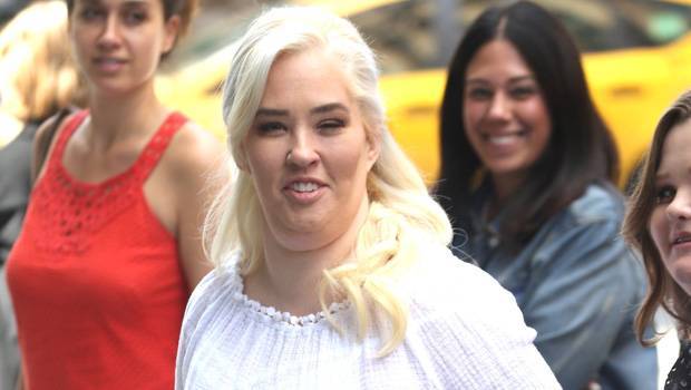 Mama June Parties With BF Geno Amid Her Family Desperately Wanting Her To Leave Him - hollywoodlife.com - county Rock