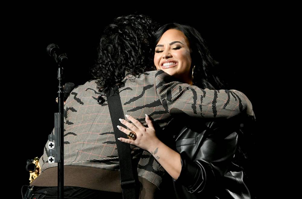 Demi Lovato Joined Dan &amp; Shay to Belt Out 'Speechless' Before the Super Bowl: Watch - www.billboard.com - Miami