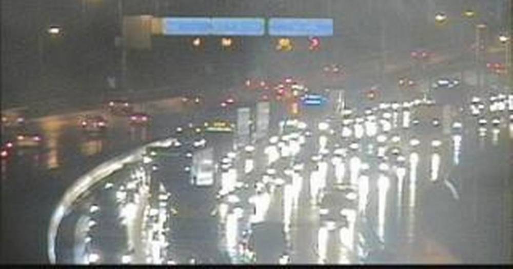 M80 traffic chaos as crash causes rush hour delays - www.dailyrecord.co.uk - Scotland