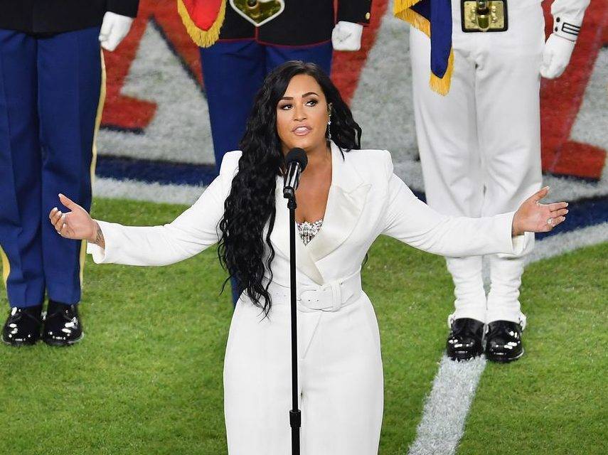 Demi Lovato 'blacked out' during Super Bowl national anthem performance - torontosun.com - Florida