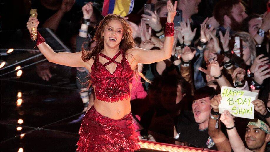 Shakira's Super Bowl halftime show tongue moment leaves fans puzzled - www.foxnews.com - Colombia - Lebanon