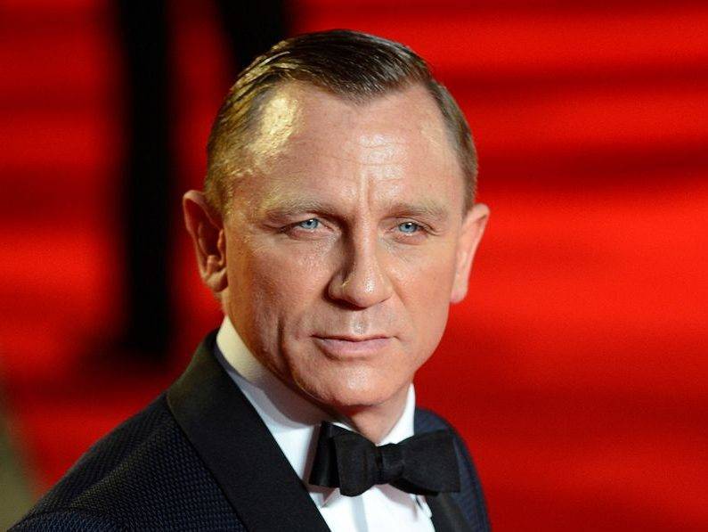 007 takes to the skies in new Bond trailer - torontosun.com - France - county Lea