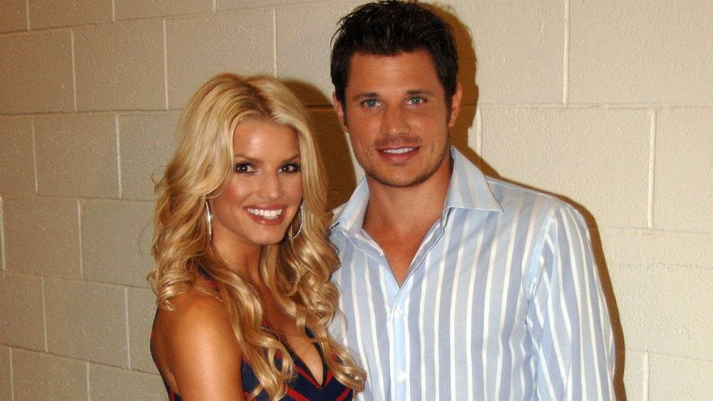 Nick Lachey Reacts to Ex Jessica Simpson's Tell-All Book - www.etonline.com