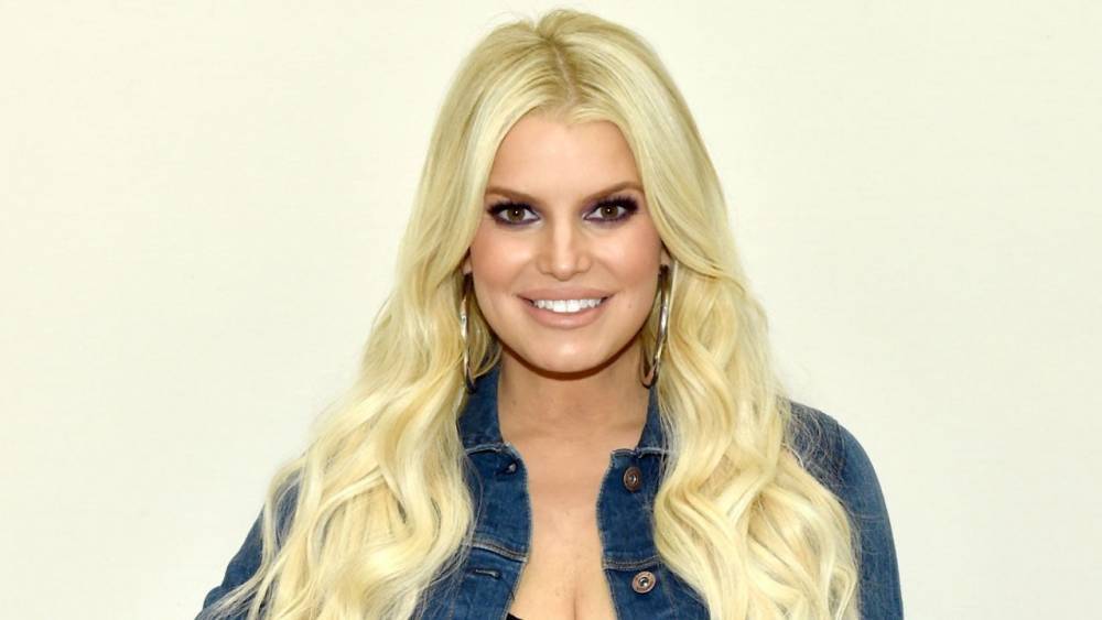 Jessica Simpson's Biggest Bombshells in 'Open Book': What She Says About John Mayer, Drinking and Mom Jeans - www.etonline.com