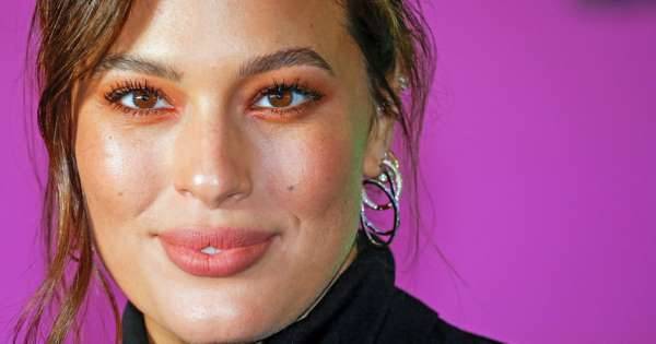 Ashley Graham has shared her first photo of her baby boy - www.msn.com