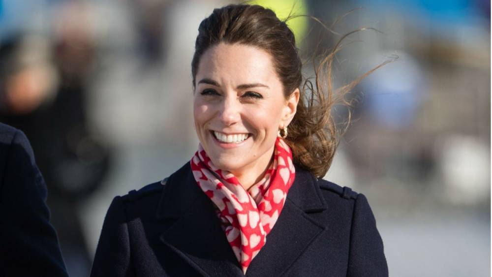 Kate Middleton Runs Into Her School Teachers While Visiting Wales With Prince William - www.etonline.com