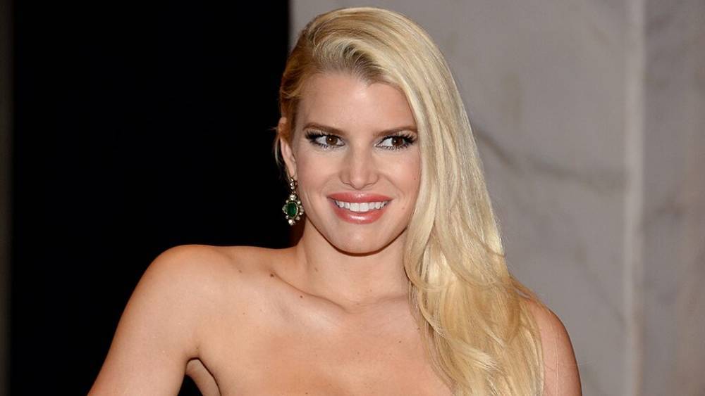 Jessica Simpson describes heart-breaking 'mom jeans' backlash: 'I was taken down by the world' - www.foxnews.com