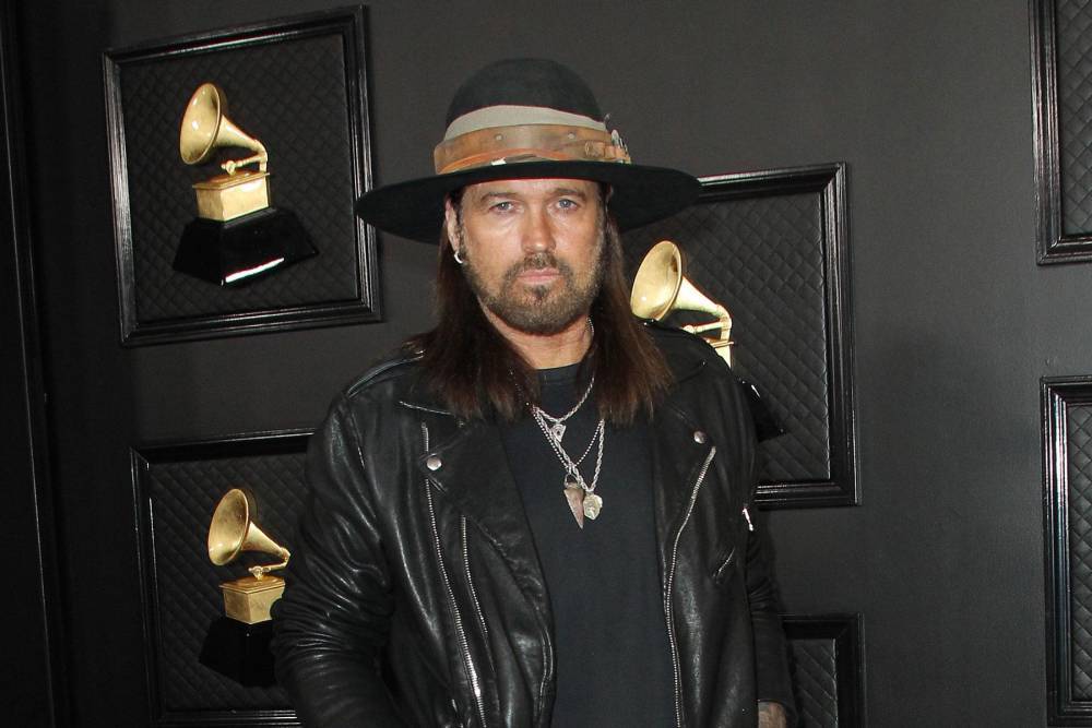 Billy Ray Cyrus keen to grow mullet back for Hannah Montana prequel - www.hollywood.com - Montana
