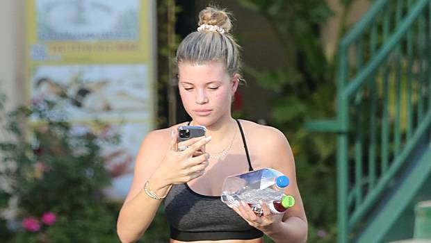 Sofia Richie Goes Makeup-Free Shows Off Her Abs After Hot Pilates Session — Pics - hollywoodlife.com - Los Angeles