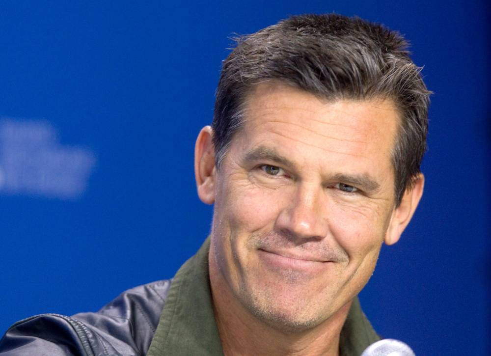 Josh Brolin - Kathryn Boyd - Josh Brolin leaves profane response after fan criticizes picture of actor's wife in lingerie - foxnews.com - Indiana - county Boyd