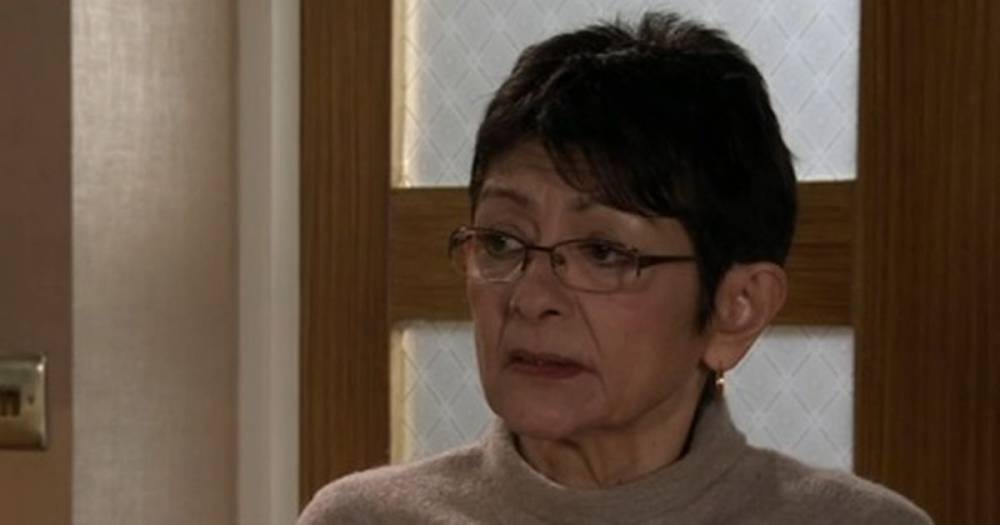 Corrie fans think Yasmeen could leave the cobbles to start a new life away from Geoff - www.manchestereveningnews.co.uk - county Page