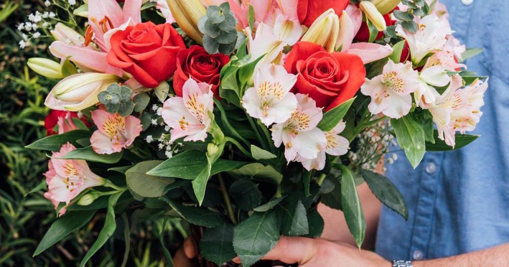 The Most Stunning, Exclusive Valentine’s Day Gifts at 1-800-Flowers - www.usmagazine.com