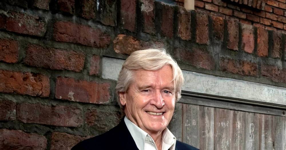 'If they gave me a 60-year contract back then, I'd have run a mile': Coronation Street's William Roache spills all on 10,000th episode - www.manchestereveningnews.co.uk