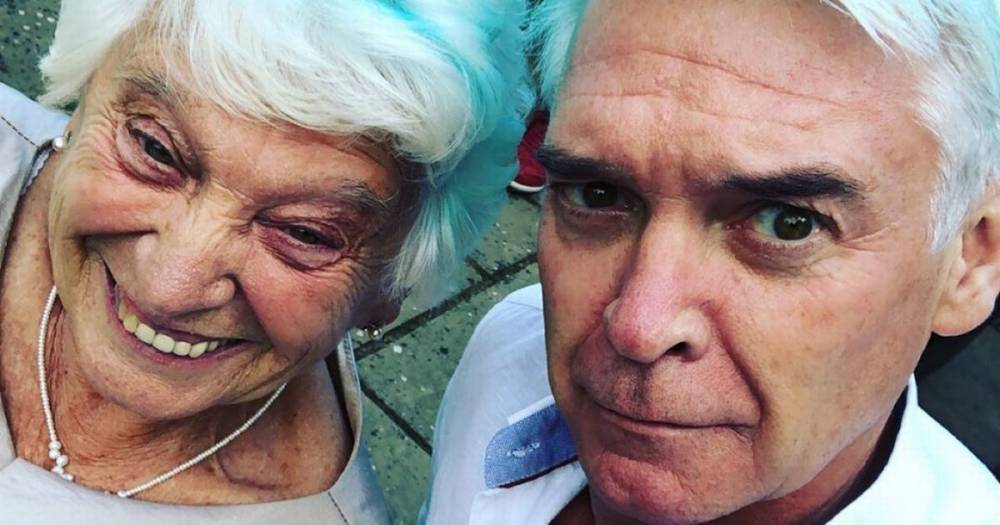 Phillip Schofield's mum's hilariously blunt response after he told her he was gay - www.dailyrecord.co.uk