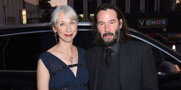 What to Know About Alexandra Grant and Keanu Reeves, Hollywood’s New Power Couple - www.cosmopolitan.com - Los Angeles - county Bullock