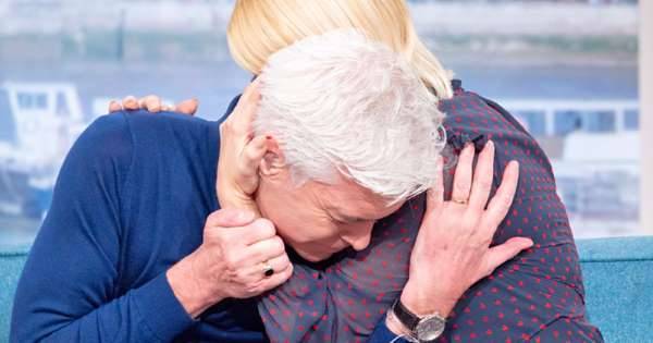 Holly Willoughby releases statement of support for Phillip Schofield after he comes out as gay - www.msn.com