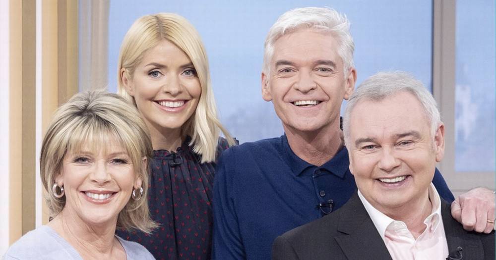 Phillip Schofield fans blast Eamonn Holmes' 'hot tub with Holly' comment after star comes out as gay - www.dailyrecord.co.uk