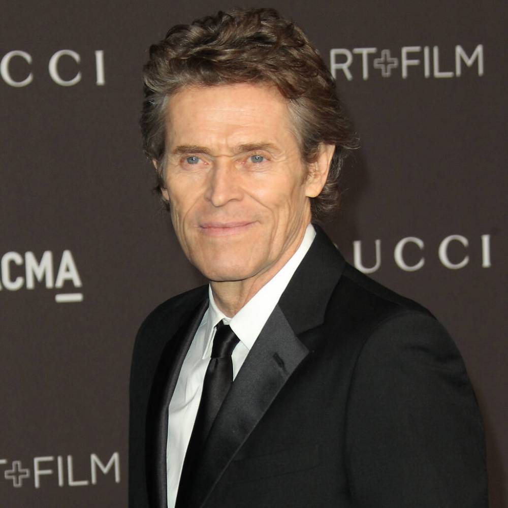 Willem Dafoe didn’t get to know The Lighthouse co-star Robert Pattinson on set - www.peoplemagazine.co.za