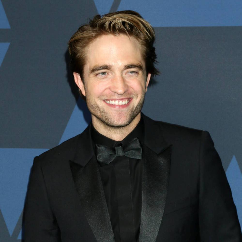 Robert Pattinson: ‘I’m a huge fan of sheet masks’ - www.peoplemagazine.co.za