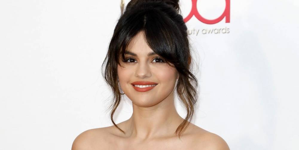 Selena Gomez Wore the Perfect Valentine's Day Date Dress to the Hollywood Beauty Awards - www.elle.com