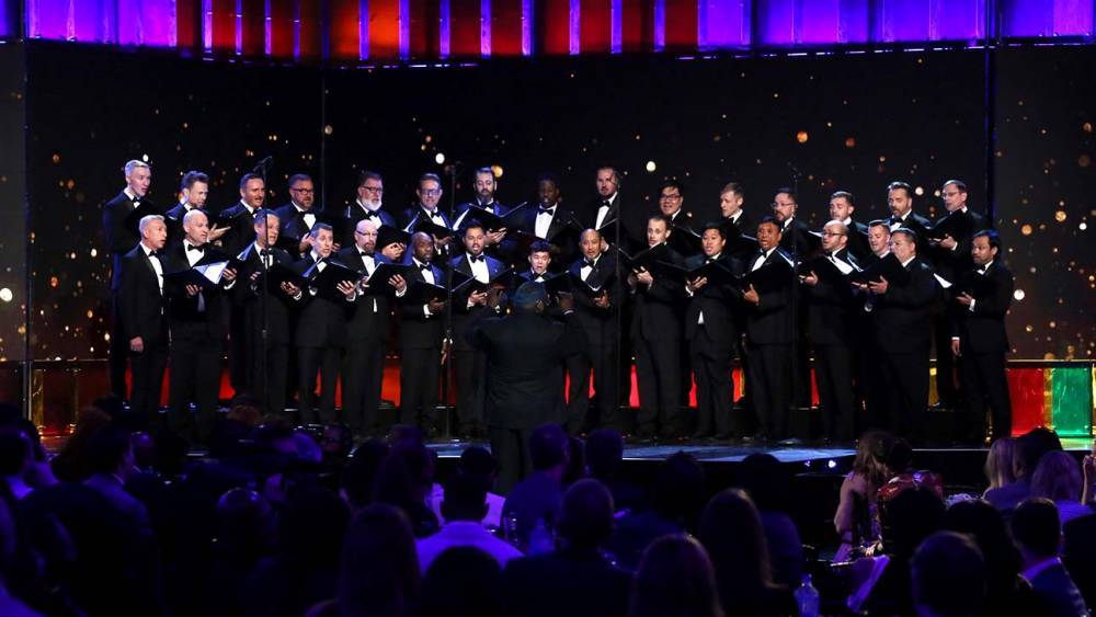 Spirit Awards: Gay Men's Chorus of Los Angeles Sings Praises of LGBTQ Moments in Film - www.hollywoodreporter.com - Los Angeles - Choir