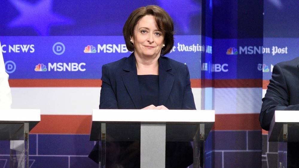 'Saturday Night Live' Takes On Democratic Debates With Some Familiar Faces In Political Cold-Open - www.etonline.com - state Iowa