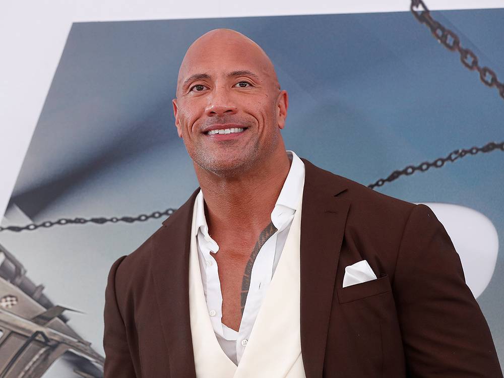 'THANK YOU': Dwayne Johnson delivers tearful eulogy at father's funeral - torontosun.com