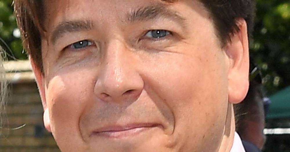Michael McIntyre 'will rake in millions' with Netflix deal to add to £62m fortune - www.msn.com - Britain