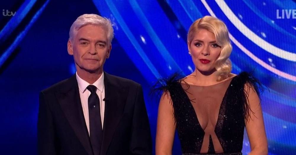 Dancing On Ice viewers distracted by Holly's 'dramatic cleavage' - www.manchestereveningnews.co.uk