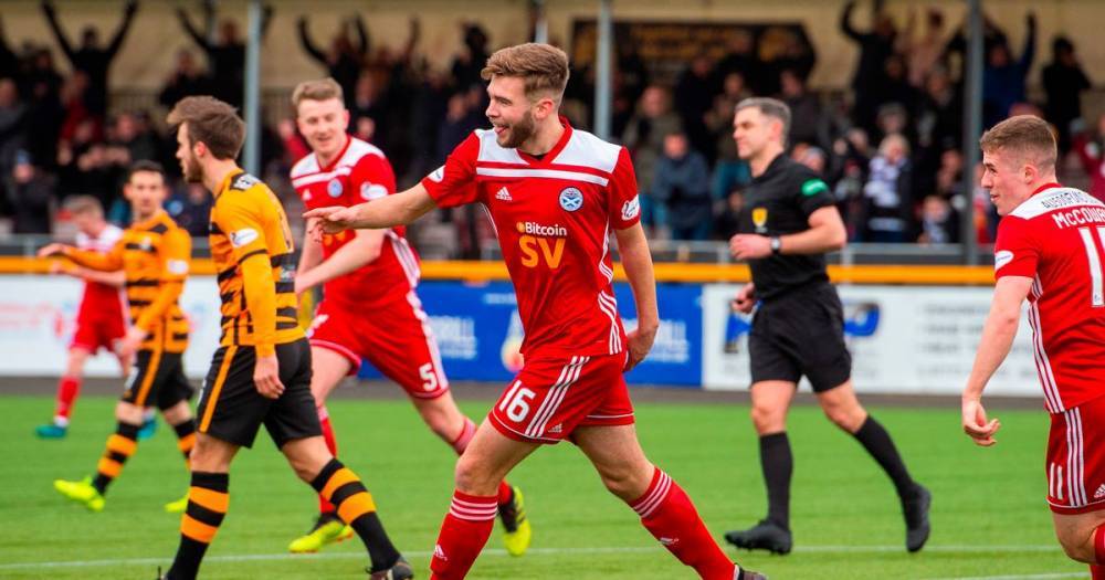 Celtic loan star Ross Doohan shines as Ayr United earn big three points at Alloa - www.dailyrecord.co.uk
