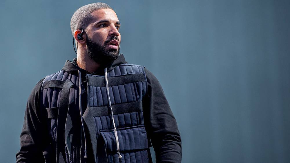 Drake Drops Two New Songs, ‘When to Say When’ and ‘Chicago Freestyle’ (Watch Video) - variety.com - Chicago - Manhattan - city Brooklyn