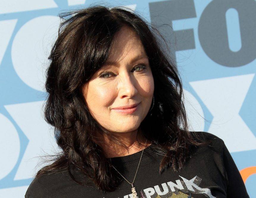 Shannen Doherty Is ‘Embracing Every Day’ Amid Cancer Battle — ‘I Feel Great’ - perezhilton.com