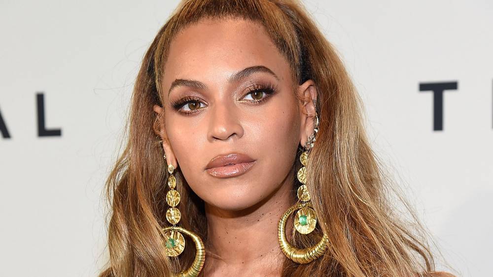 Wow, This ‘Friends’ Actress Confused Beyoncé with Kim Kardashian We Could Never - stylecaster.com