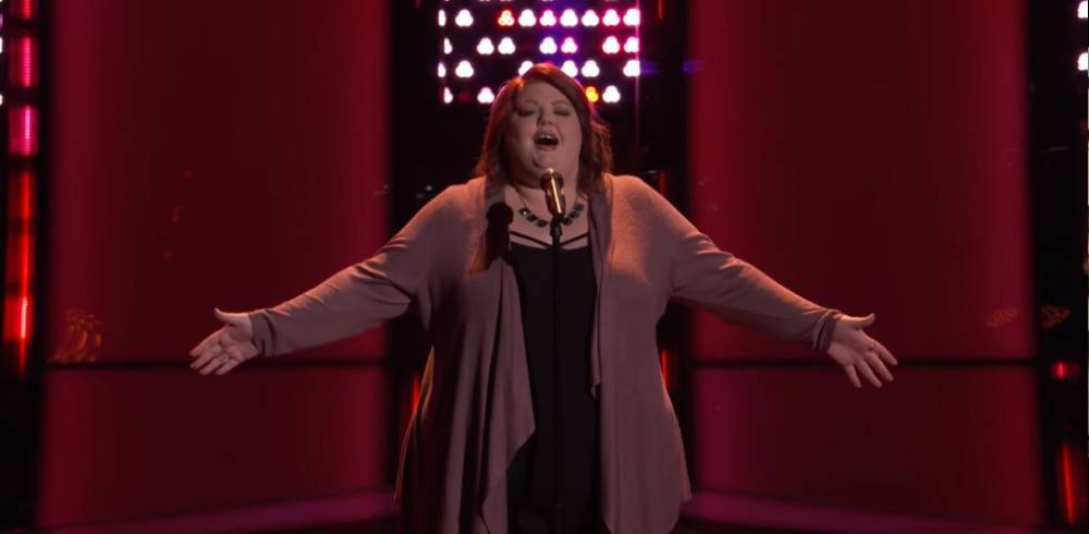 Mandi Thomas Turns Kelly Clarkson’s Head With Powerful Opera On ‘The Voice’ Blind Audition - etcanada.com