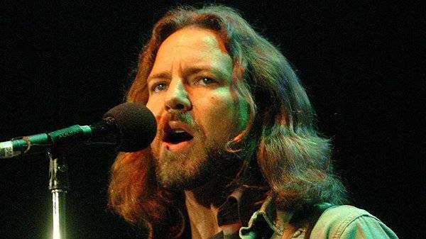 Pearl Jam postpone North American tour due to Covid-19 fears - www.breakingnews.ie - USA - Canada - Germany - Seattle