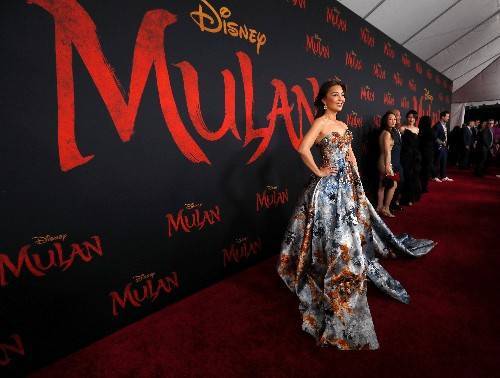 'Mulan' goes on, Bond waits as Hollywood tracks virus spread - flipboard.com - Los Angeles - China