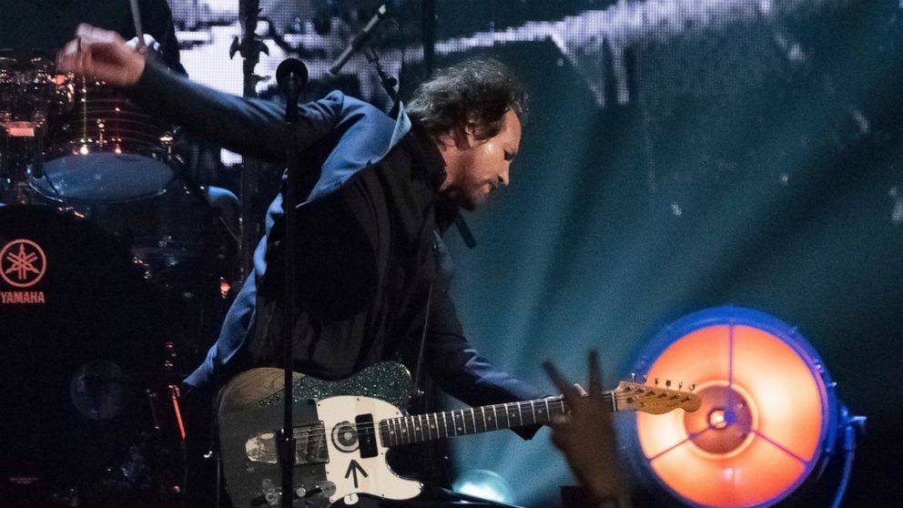 Pearl Jam postpones first leg of tour over virus concerns - abcnews.go.com - Los Angeles - USA - California - county Oakland