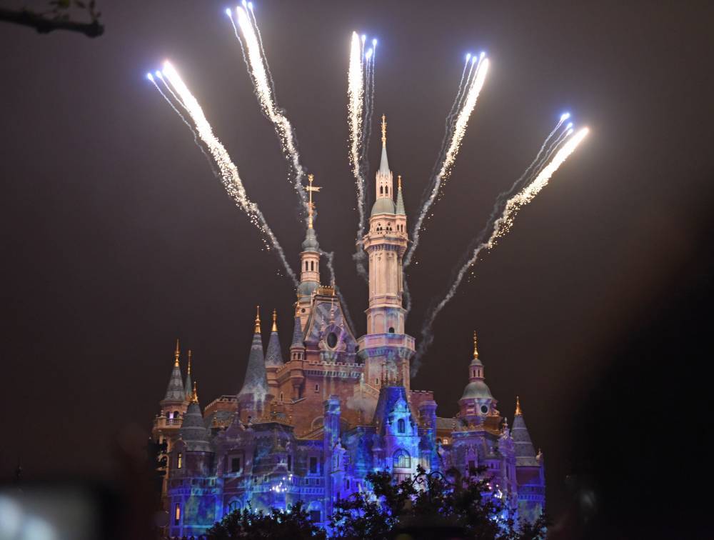 Entertainment Stocks Follow Market Higher: Disney Shrugs Off Analyst Report Anticipating U.S. Parks Closure - deadline.com