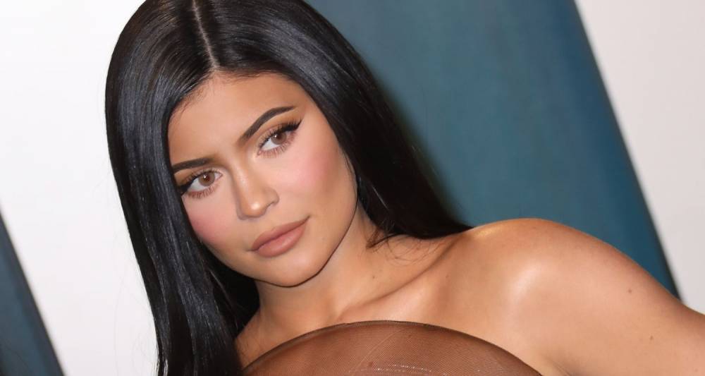 Kylie Jenner has revealed what her natural short hair looks like - www.who.com.au