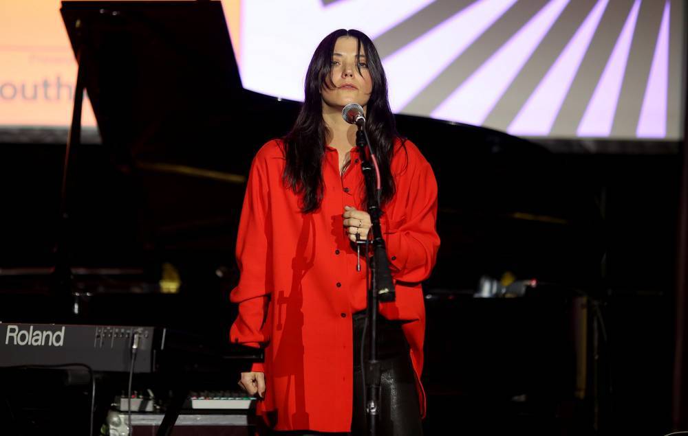 Sharon Van Etten shares powerful new track ‘Staring At A Mountain’ - www.nme.com - New York - New Jersey