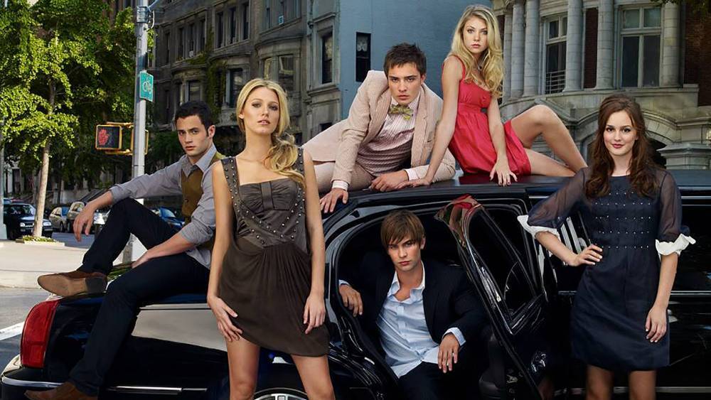 'Gossip Girl' Reboot: Everything We Know About the New Class of Upper East Siders - www.etonline.com