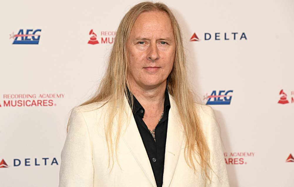 Alice In Chains’ Jerry Cantrell is recording a new solo album - www.nme.com - Seattle
