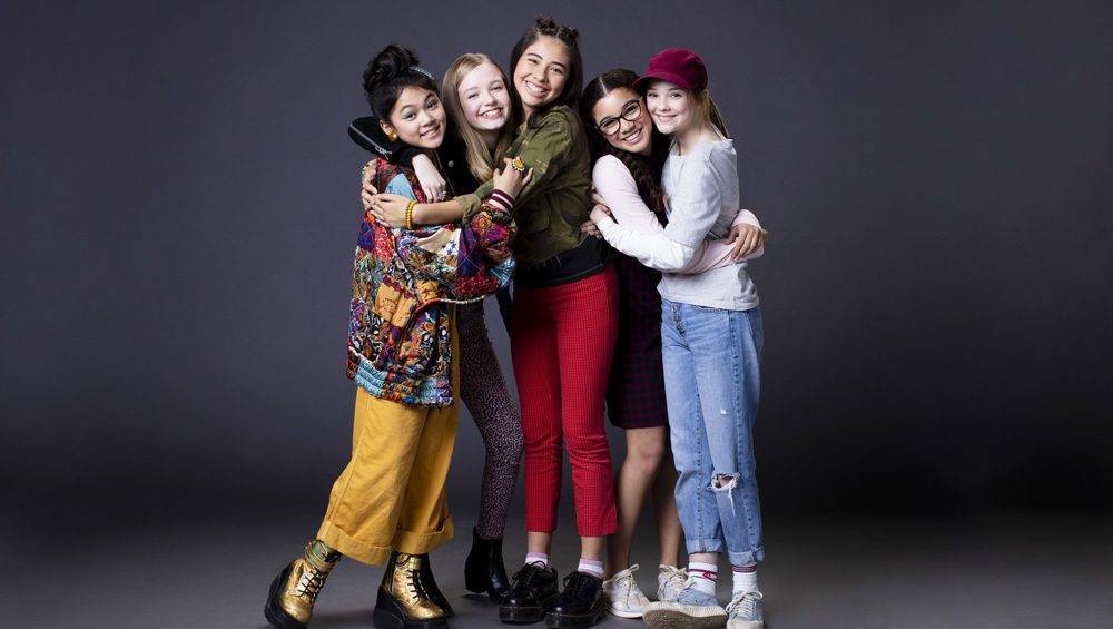 ‘The Baby-Sitters Club’: Momona Tamada, Shay Rudolph, Xochitl Gomez, Malia Baker And Sophie Grace Set For Netflix Adaptation Of YA Book Series - deadline.com - state Connecticut