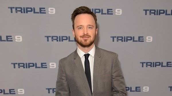 Aaron Paul reveals why he stopped reading the news - www.breakingnews.ie - USA