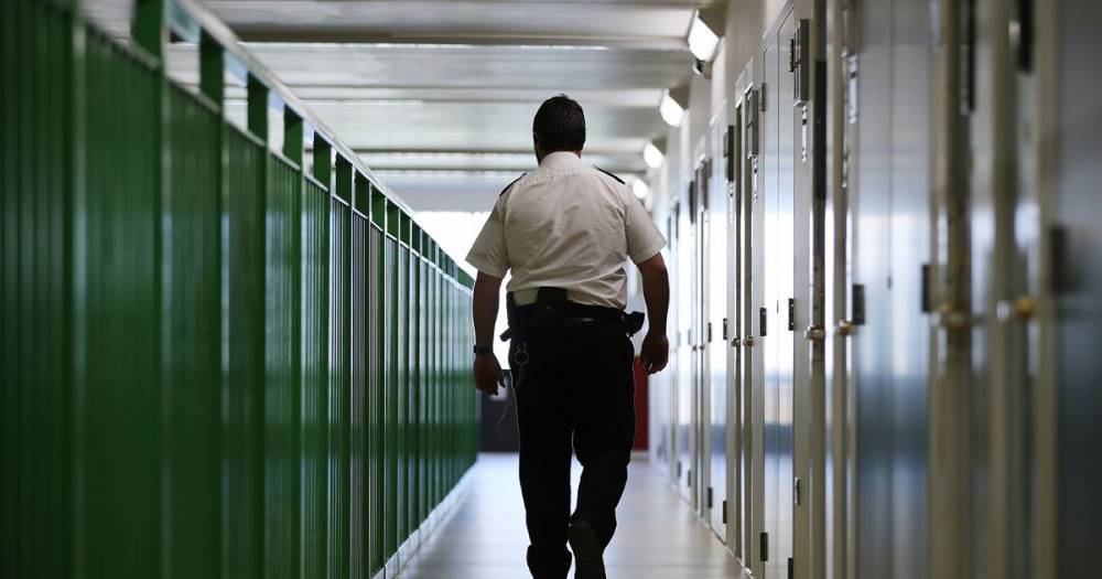 Prison inmates 'will die' due to coronavirus spread, say bosses - family visits could be stopped - www.manchestereveningnews.co.uk