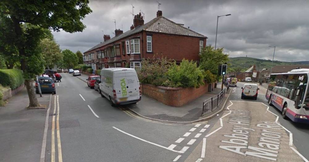 Teenage girl hit by car in Oldham - www.manchestereveningnews.co.uk - county Oldham