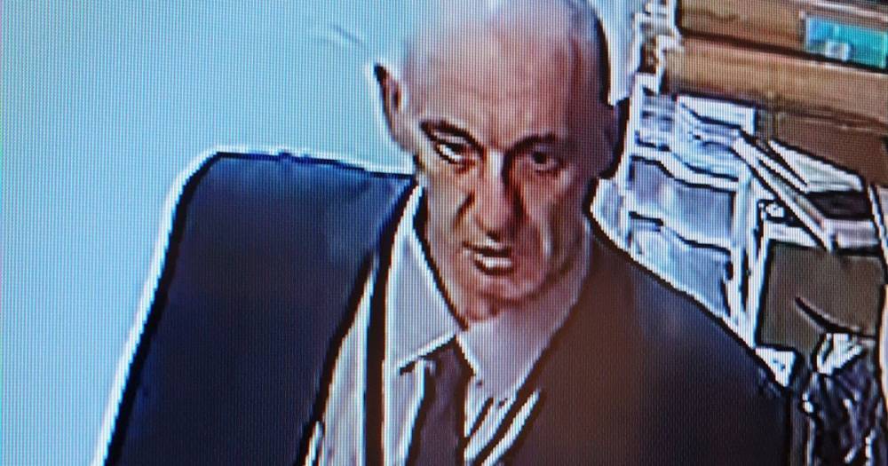 Police issue CCTV of man they wish to speak to in connection with post office robbery in Hulme - www.manchestereveningnews.co.uk - Manchester